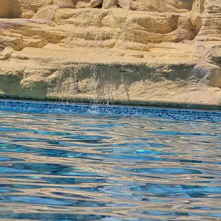 Royal Seacrest 2 Bedroom A 205 * Pafos