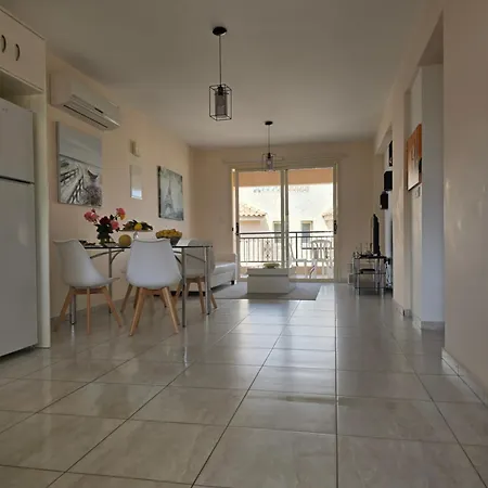 Royal Seacrest 2 Bedroom A 205 * Pafos