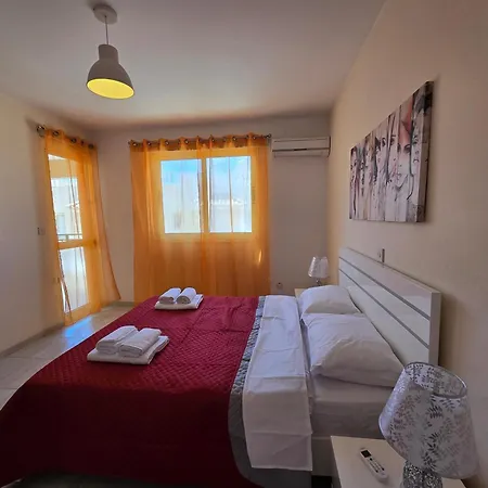 Royal Seacrest 2 Bedroom A 205 Apartament *